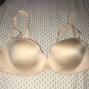 Nude Bra with removable straps